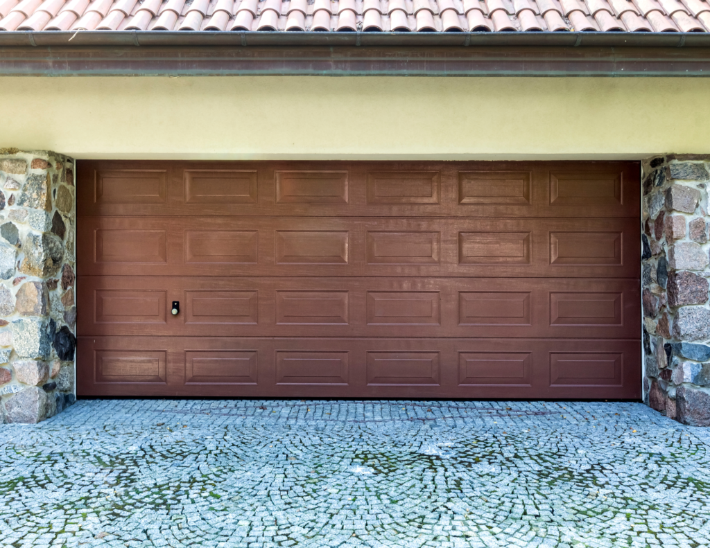 3 Common Mistakes To Avoid When Insulating A Garage Door